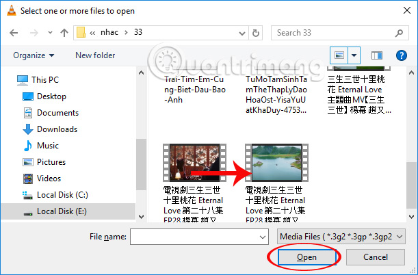 Chọn video muốn cắt trên VLC Media Player