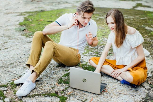  Chọn hãng sản xuất