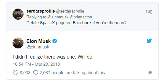 Một fan hâm mộ đã thách thức Musk rằng hãy xóa facebook của SpaceX 