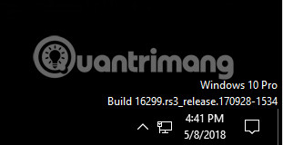 Hiển thị phiên bản Windows trên màn hình desktop