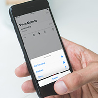 Cách tạo bản sao file ghi âm trong Voice Memos trên iPhone Cách tạo bản sao file ghi âm trong Voice Memos trên iPhone